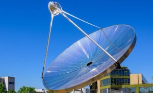 Read more about the article Concentrated Solar Reactor Generates Unprecedented Amounts of Hydrogen